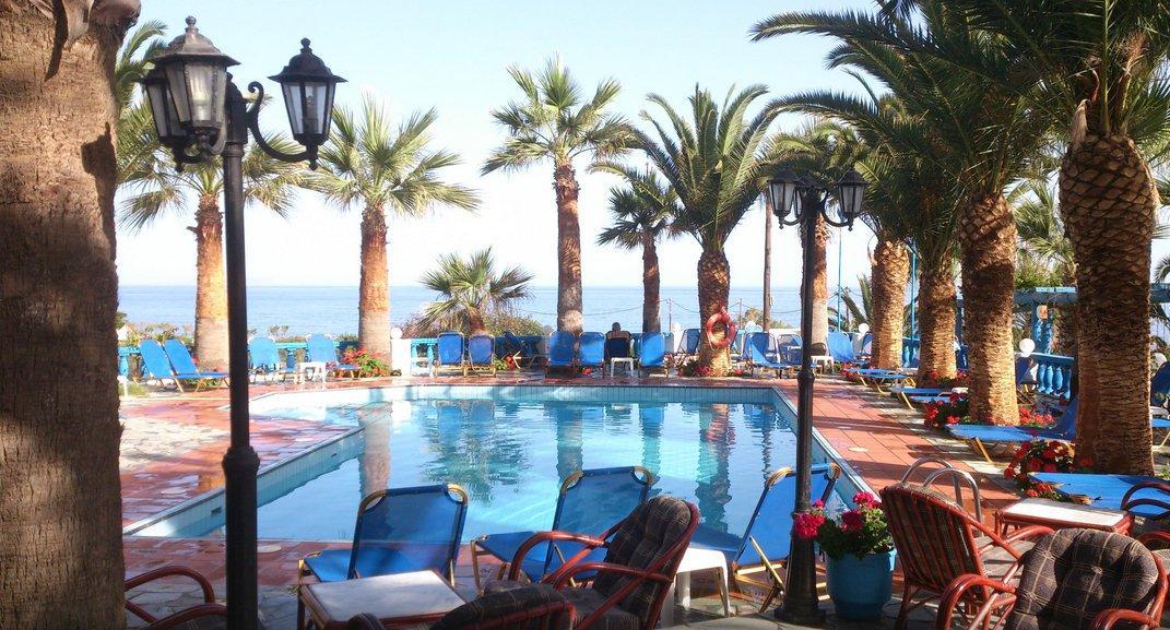 Palm Bay Hotel Sissi Eksteriør bilde